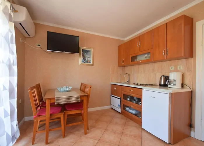 Jelica 3 By Interhome Njivice