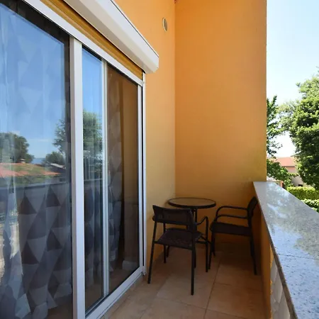 Jelica 3 By Interhome Apartman